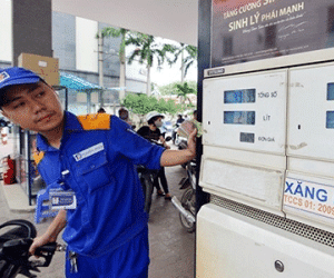 Sẽ rà lại xăng dầu nhập từ ASEAN, Hàn Quốc