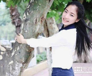 Hotgirl rao bán mình để mua nhà báo hiếu