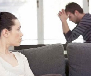 Xấu hổ vì vợ bị em gái bóc mẽ trước mặt cả nhà