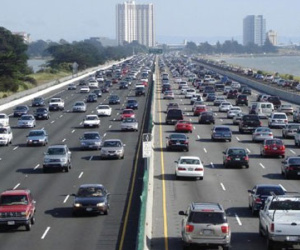 Người Việt định "dúi ít tiền" khi vi phạm giao thông ở Mỹ