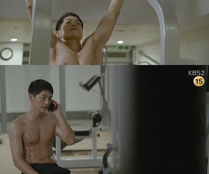 Những lần khoe body trần hiếm hoi của Song Joong Ki