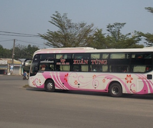 Bắt xe khách chở gần 2 tạ da thịt bốc mùi hôi thối