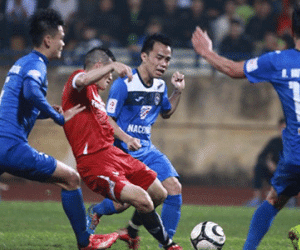Công Vinh lập hat-trick, ĐT Việt Nam thắng tưng bừng
