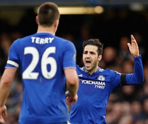 Fabregas cứu thua ngoạn mục cho Chelsea