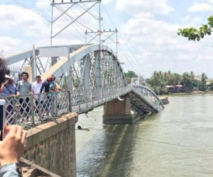 Tài công sà lan đâm sập cầu Ghềnh đã bỏ trốn