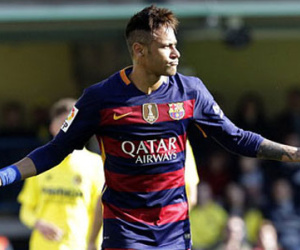 Villarreal 2-2 Barca: MSN bị khóa chặt, Barca chia điểm với Villarreal