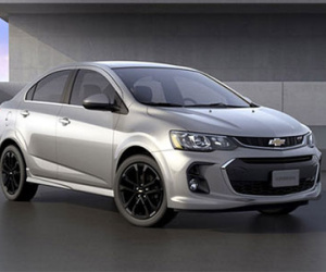 Xe giá rẻ Chevrolet Sonic 2017 trình làng sớm