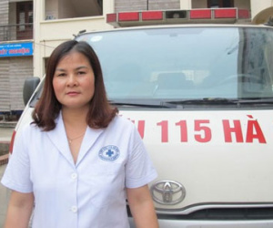 Giây phút cấp cứu nạn nhân giữa hiện trường vụ nổ ở Hà Đông