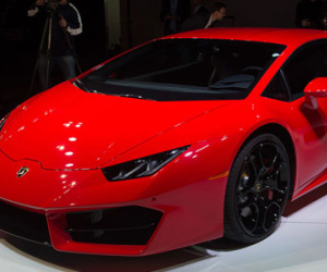 Lamborghini Huracan phiên bản "giá rẻ" sắp về Việt Nam