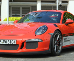 Porsche mang dàn xe thể thao đến Sài Gòn