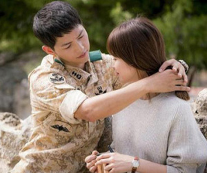 Hình ảnh "nóng" của Song Joong Ki - Song Hye Kyo trước "giờ G"