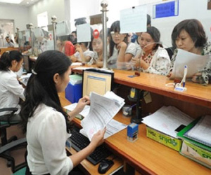 Ngân sách không đủ tiêu: Tăng thuế phí trong nước