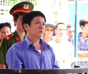 Án chung thân cho người chồng đâm chết vợ trên giường ngủ