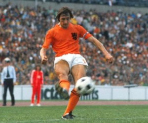 CHÙM ẢNH: Johan Cruyff trong hào quang sự nghiệp và cuộc đời