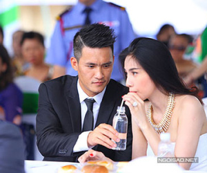 Thủy Tiên: Tôi không bao giờ "giật dây" Công Vinh