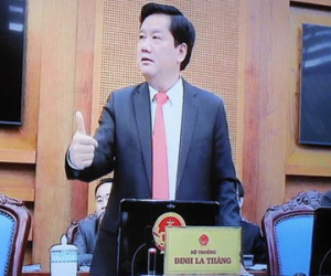 Bí thư Thăng: Các bộ phối hợp tốt, sao dân vẫn phải ăn bẩn?
