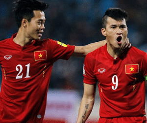 Công Vinh được website FIFA ca ngợi là Beckham Việt Nam