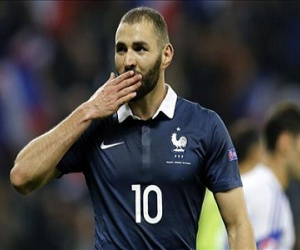 "Đội tuyển Pháp cần một tiền đạo như Benzema"