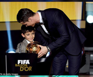 Ronaldo muốn con trai Cristiano Jr cũng trở thành siêu sao bóng đá