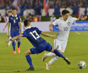 Thái Lan thua sát nút Hàn Quốc