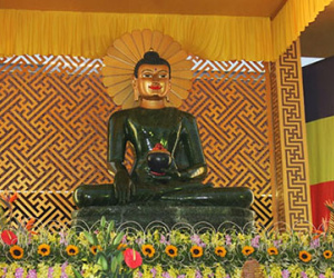 Tượng Phật ngọc lớn nhất thế giới đến Quảng Bình