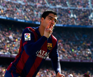 Barca mua trả góp Suarez với giá 93 triệu đôla