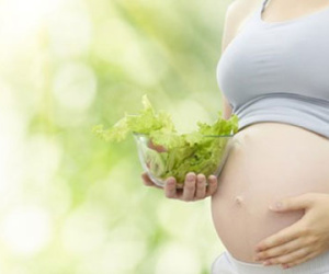 Tăng sinh con để chống già hóa dân số?