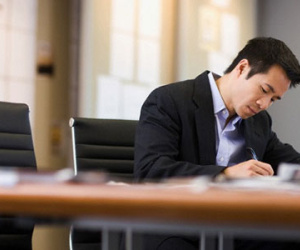 Tôi tưởng rằng mối tình đầu đã ngủ yên, nào ngờ tin động trời vẫn cứ đến liên tiếp