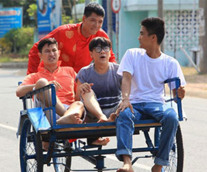 "Vợ ơi… em ở đâu?": Mấy chàng hề đắt giá hơn cả dàn mỹ nhân