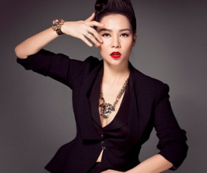 Thu Minh khoe đường cong bốc lửa sau giảm cân