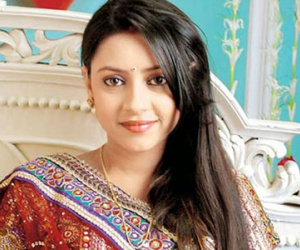 Nhìn lại sự nghiệp rực rỡ của nàng "Anandi" bạc mệnh Pratyusha Banerjee