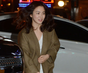 Song Joong Ki, Song Hye Kyo cùng dàn sao hot nhất "Hậu duệ mặt trời" nô nức dự tiệc chia tay