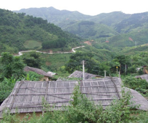 Độc chiêu buôn người ở vùng cao: 10 ngày đêm xuyên biên giới giải cứu con gái