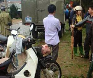 Hi hữu: Công an đang áp giải, nghi phạm bất ngờ tẩu thoát