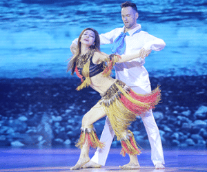 Jennifer Phạm, Khánh My vào chung kết Bước nhảy Hoàn vũ