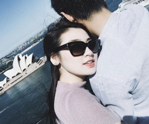 Hé lộ người yêu điển trai không kém Seung Ri của Tú Anh