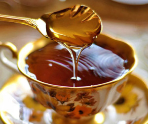 Mỗi sáng, hãy uống mật ong để thanh lọc dạ dày