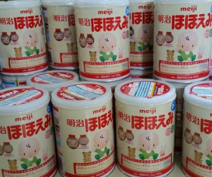 Tại sao các mẹ bỉm sữa Việt mua được sữa Meiji chỉ với 490 nghìn đồng, khi giá bán ở Nhật là 560 nghìn đồng?