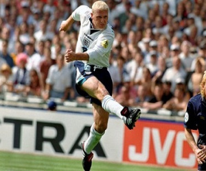 Hồi ký Euro 1996: Nốt thăng cuối cùng của Gazza