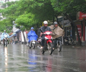 Bắc Bộ và Nam Bộ có mưa rào và dông rải rác