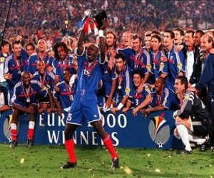 Lilian Thuram: Một con người bất hạnh, một hộ vệ vĩ đại (phần 1)