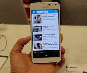 Lumia 650 khung kim loại 'cập bến' thị trường Việt Nam