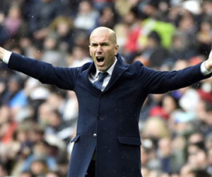 Real được khuyên nên thuê thầy cúng như Leicester