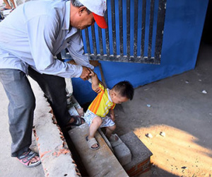 Hàng loạt nhà biến thành "hầm" ở Sài Gòn