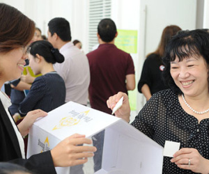 Nhà đất tăng giá: Khách hàng sốt ruột nghe ngóng