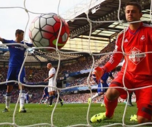 Swansea vs Chelsea: Những người cùng khổ