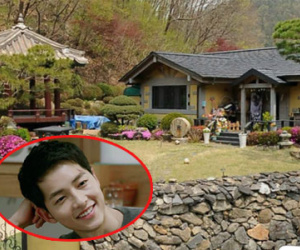 Căn nhà của bố mẹ Song Joong Ki sau "Hậu duệ mặt trời" cũng trở thành "báu vật" du lịch