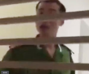 Cảnh sát khu vực có được vào nhà dân kiểm tra hành chính đêm khuya?