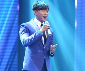 Clip X-Factor: Trần Minh Dũng hát "Niệm Khúc Cuối"