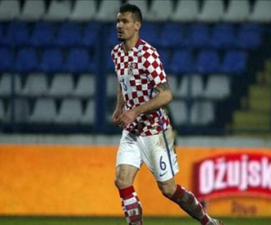 Lovren làm loạn ở tuyển Croatia
